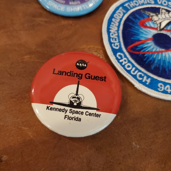 NASA Launch Pins and Large Embroidery Patch STS Missions - Picture 7 of 10